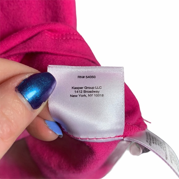 Pappagallo • Solid Pink Scallop Sleeve T-Shirt L - Picture 9 of 15